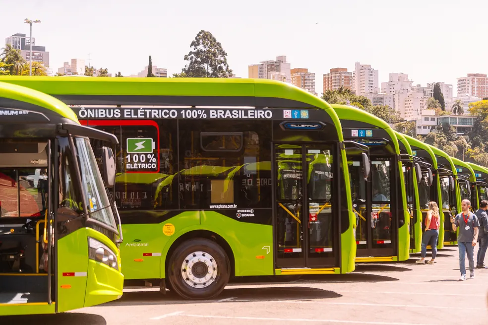Ônibus | VANS
